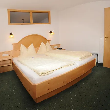 Noeglhof Villa Radstadt Room photo